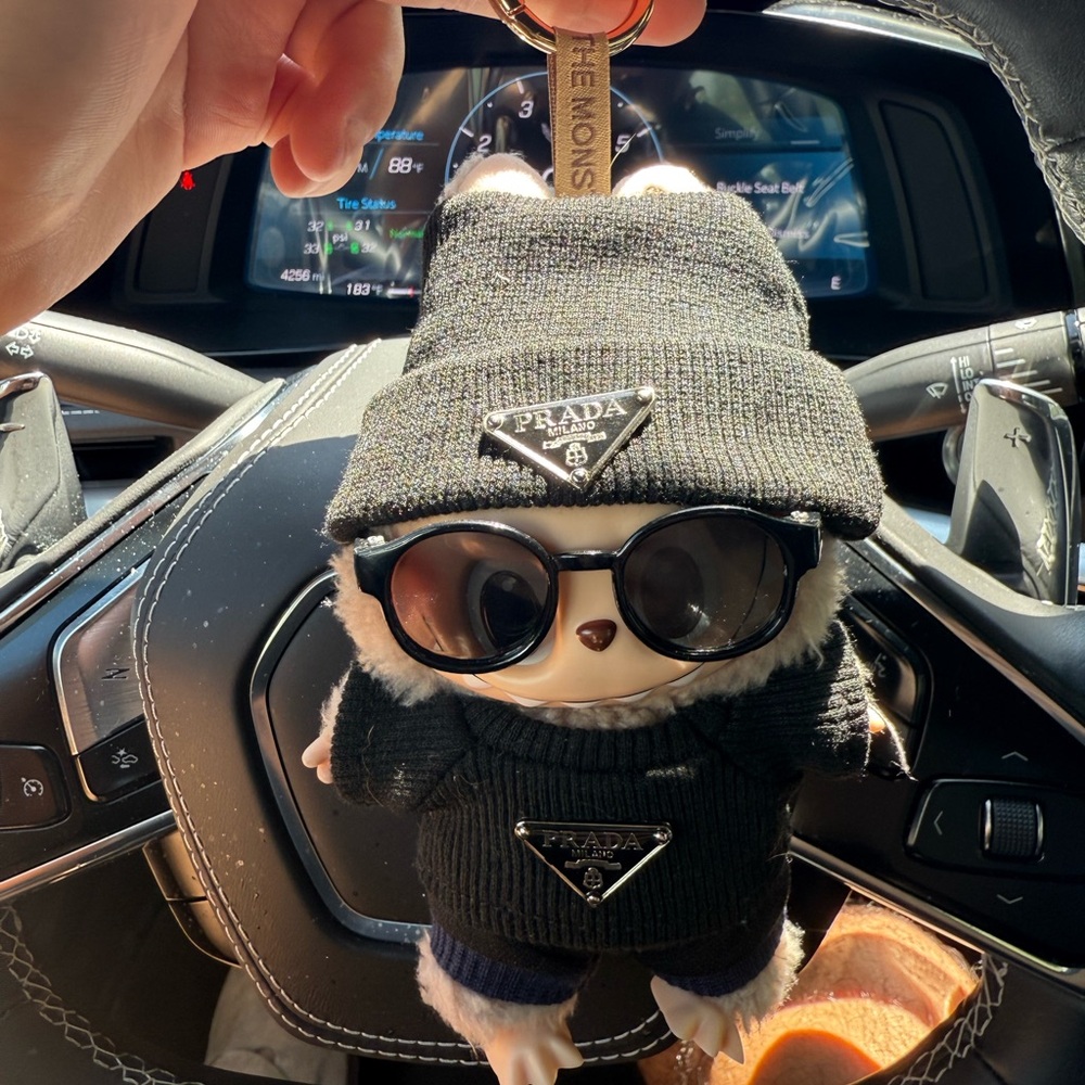 Prada labubu